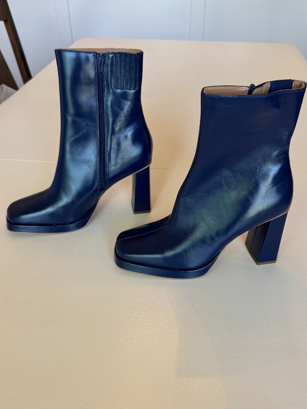 Steve Madden New Freya Navy Blue Leather Square Toe Platform Block Heel Boots 10